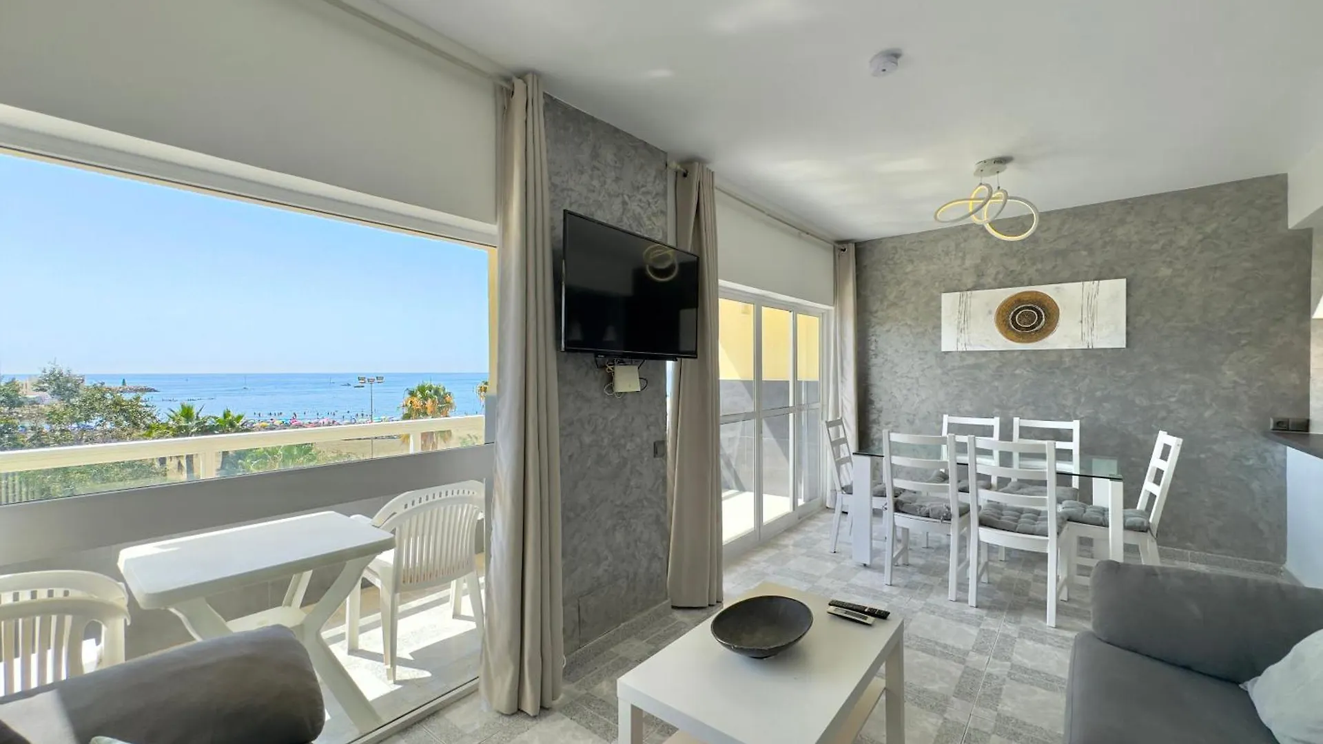 Apartamento Vistas Al Mar Junto Puerto Marina Benalmadena Apartment